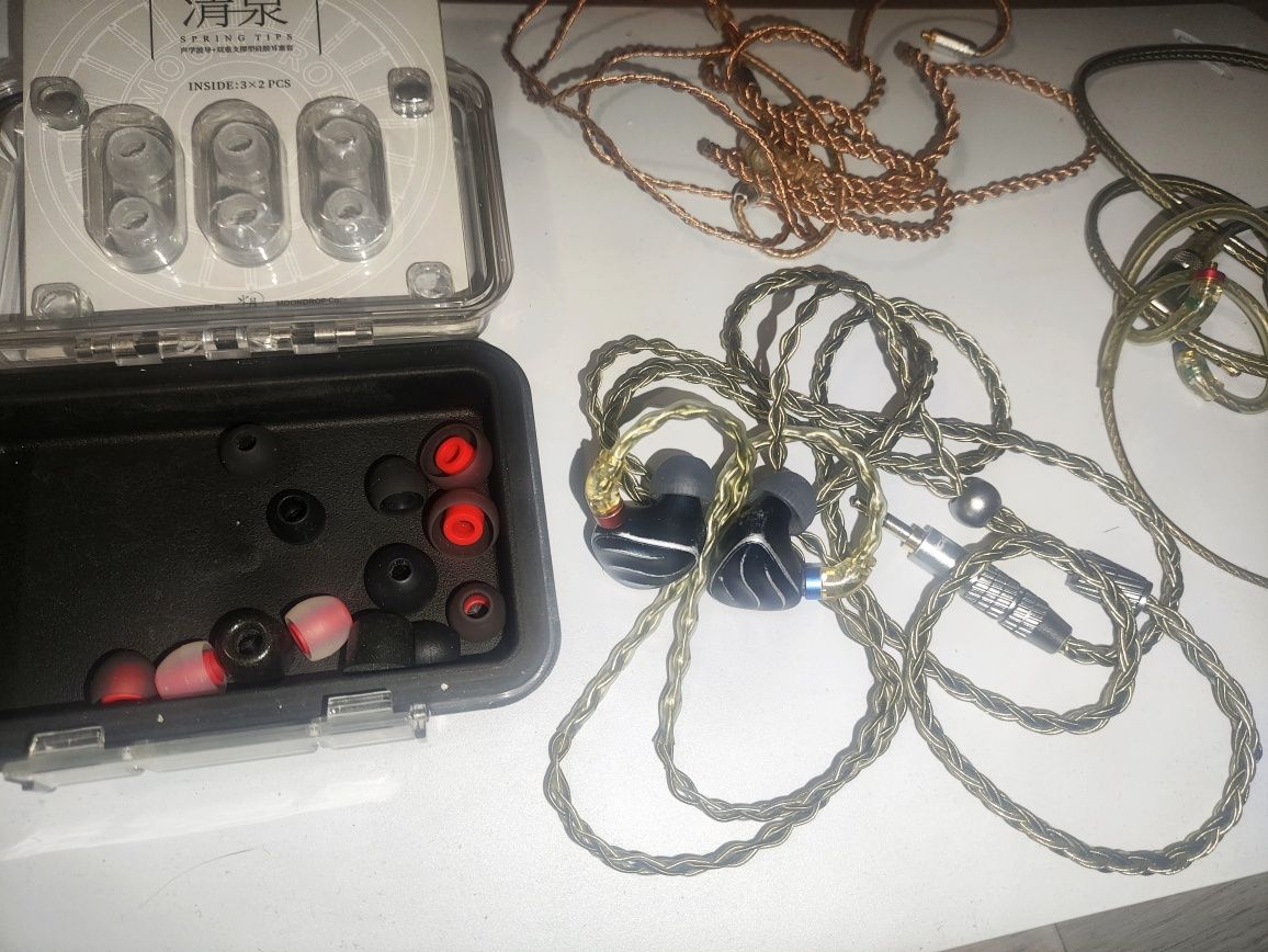FiiO FH3 внутриканальные наушники
