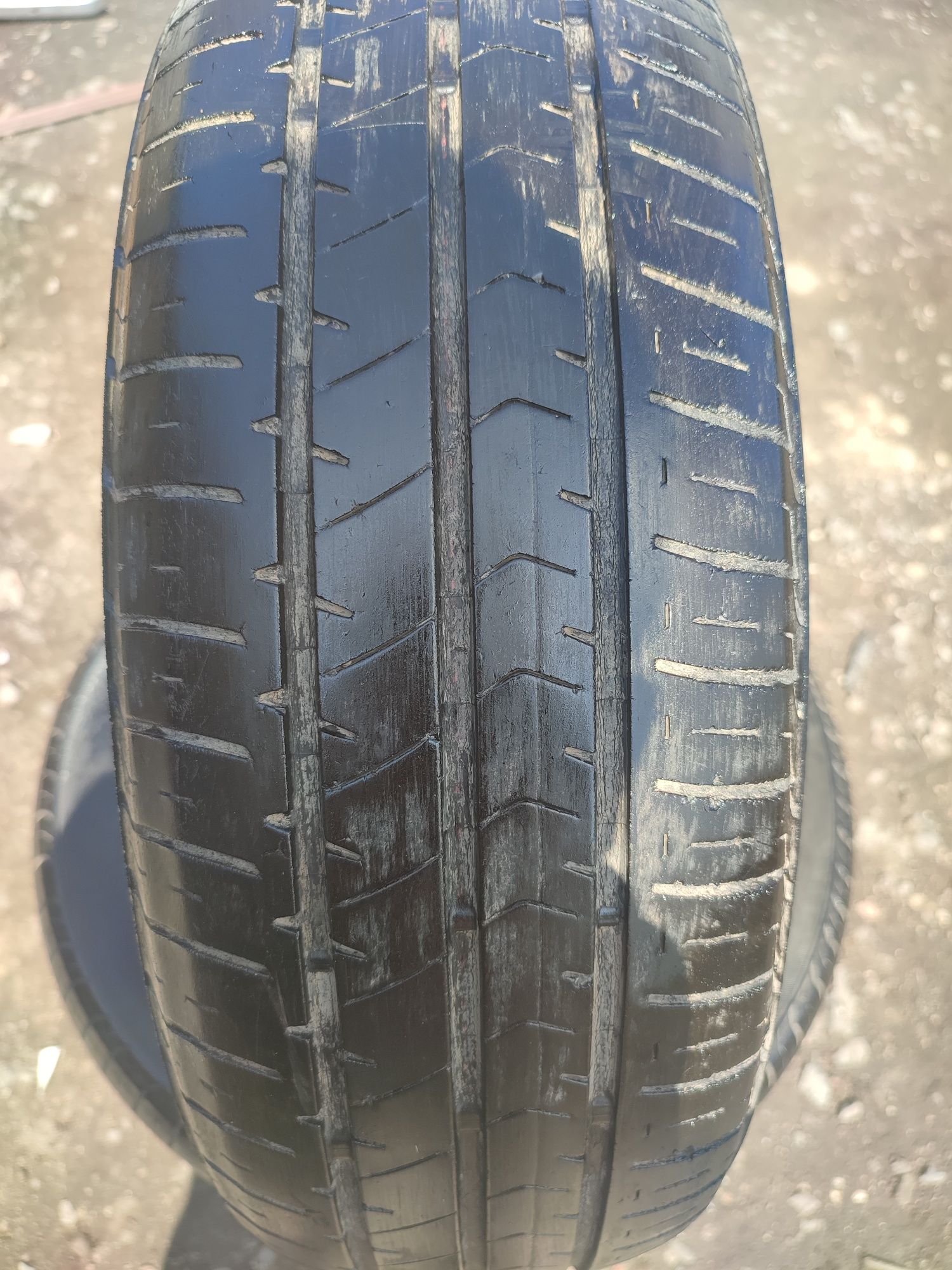 Шины безкамерки комплект 4 шт размер 195/60 R16