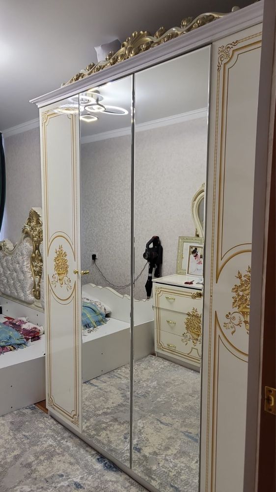 Срочно продам спальный кровать