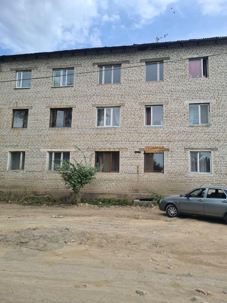 Продам дом 3х комнатная квартира на 1 этаже