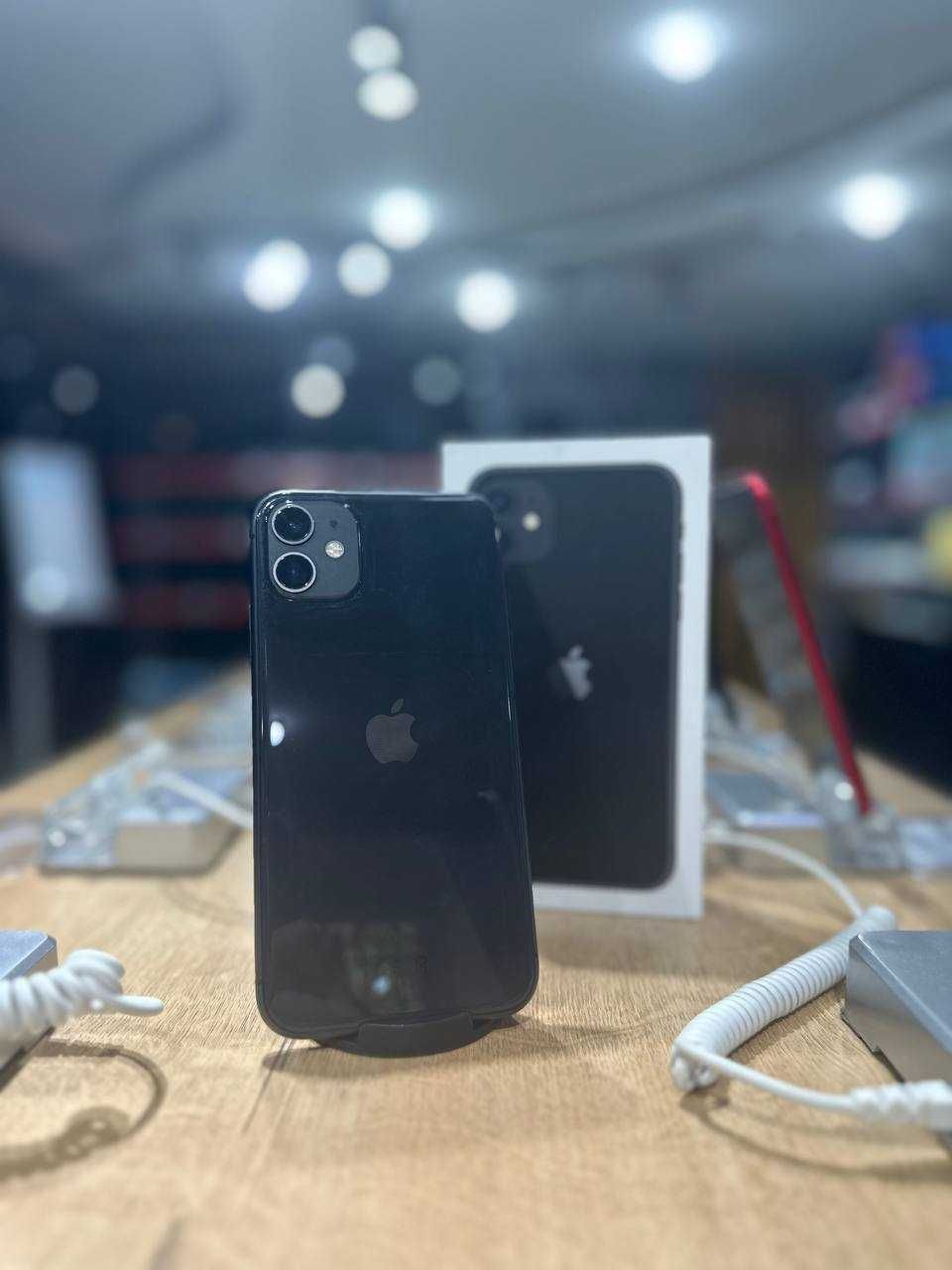 Телефон iPhone 11 64/Айфон 11 64