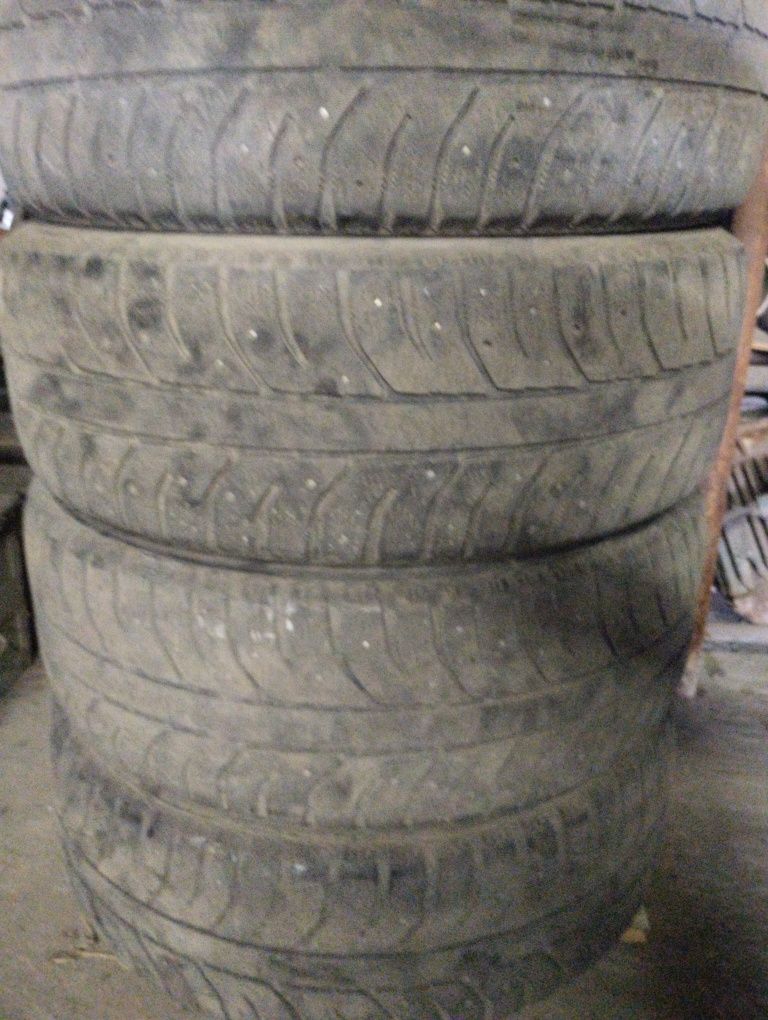 Продам шины хорошем состоянии