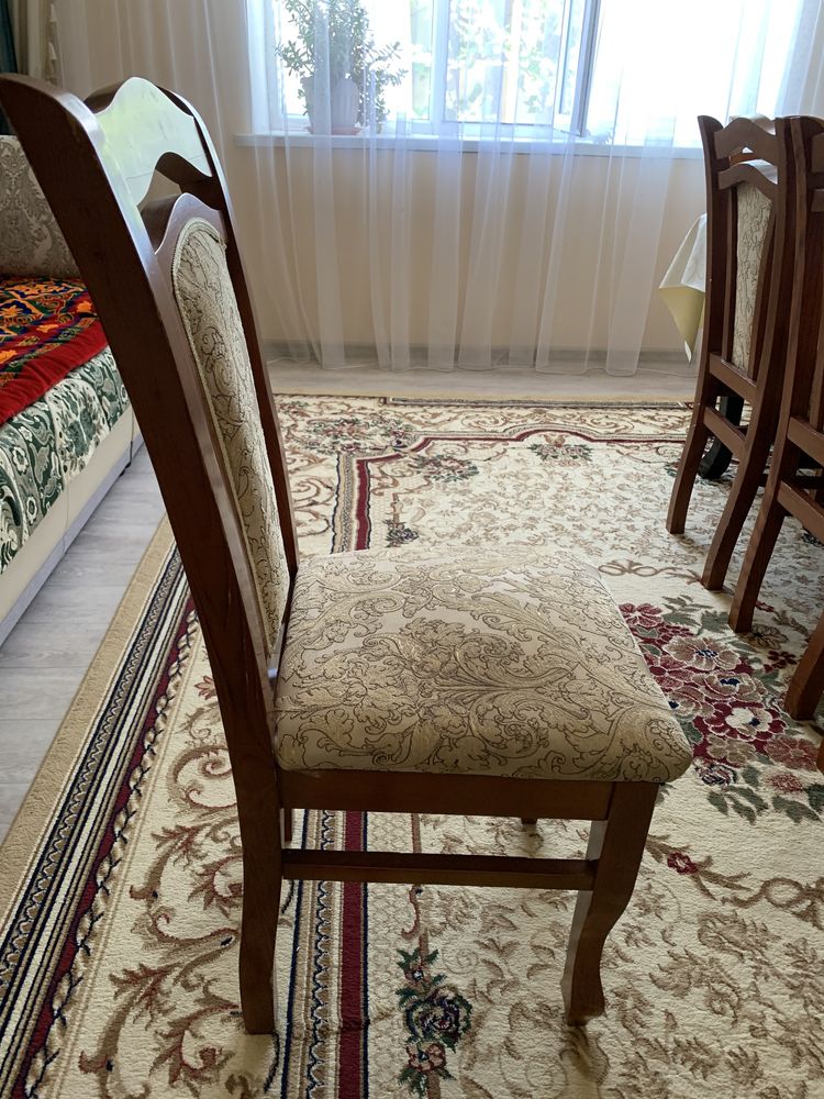 Стулья для гостиной