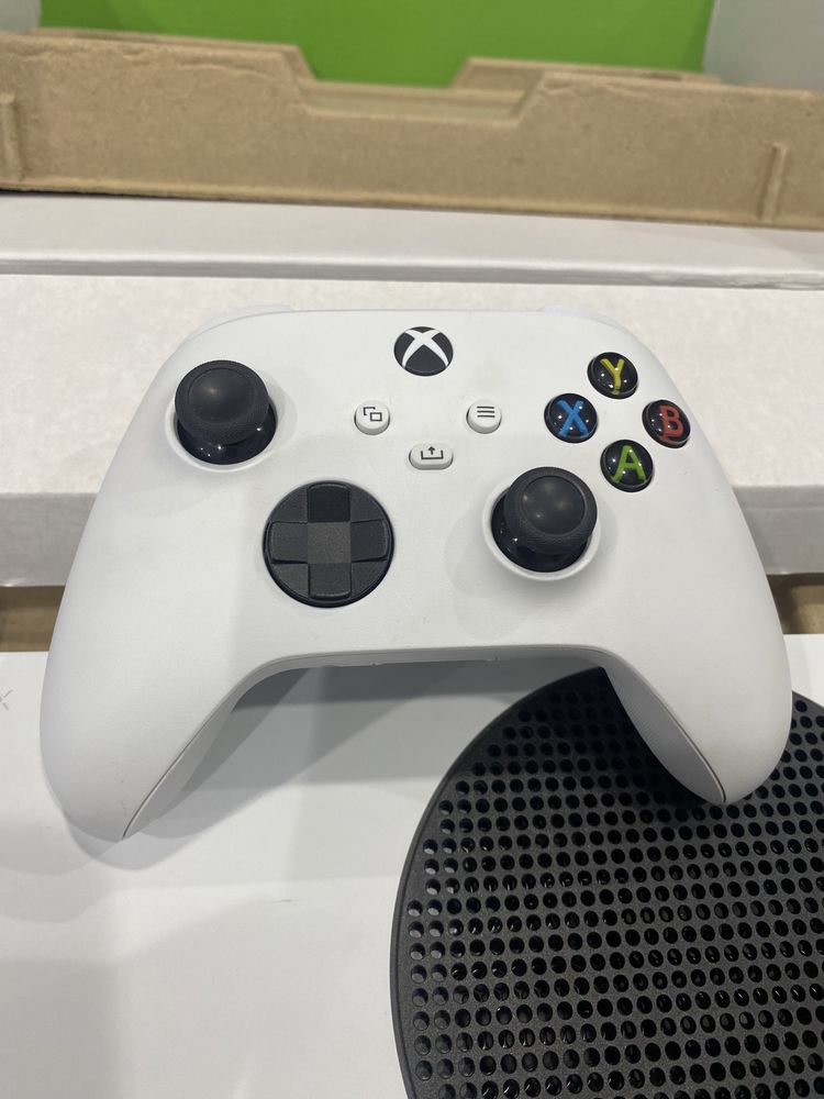 X box series s 1 джойстик