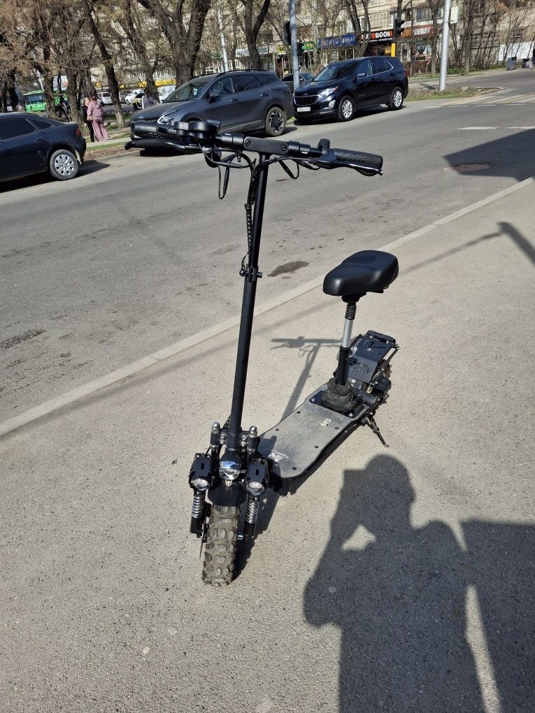 Электросамокат KUGOO M5