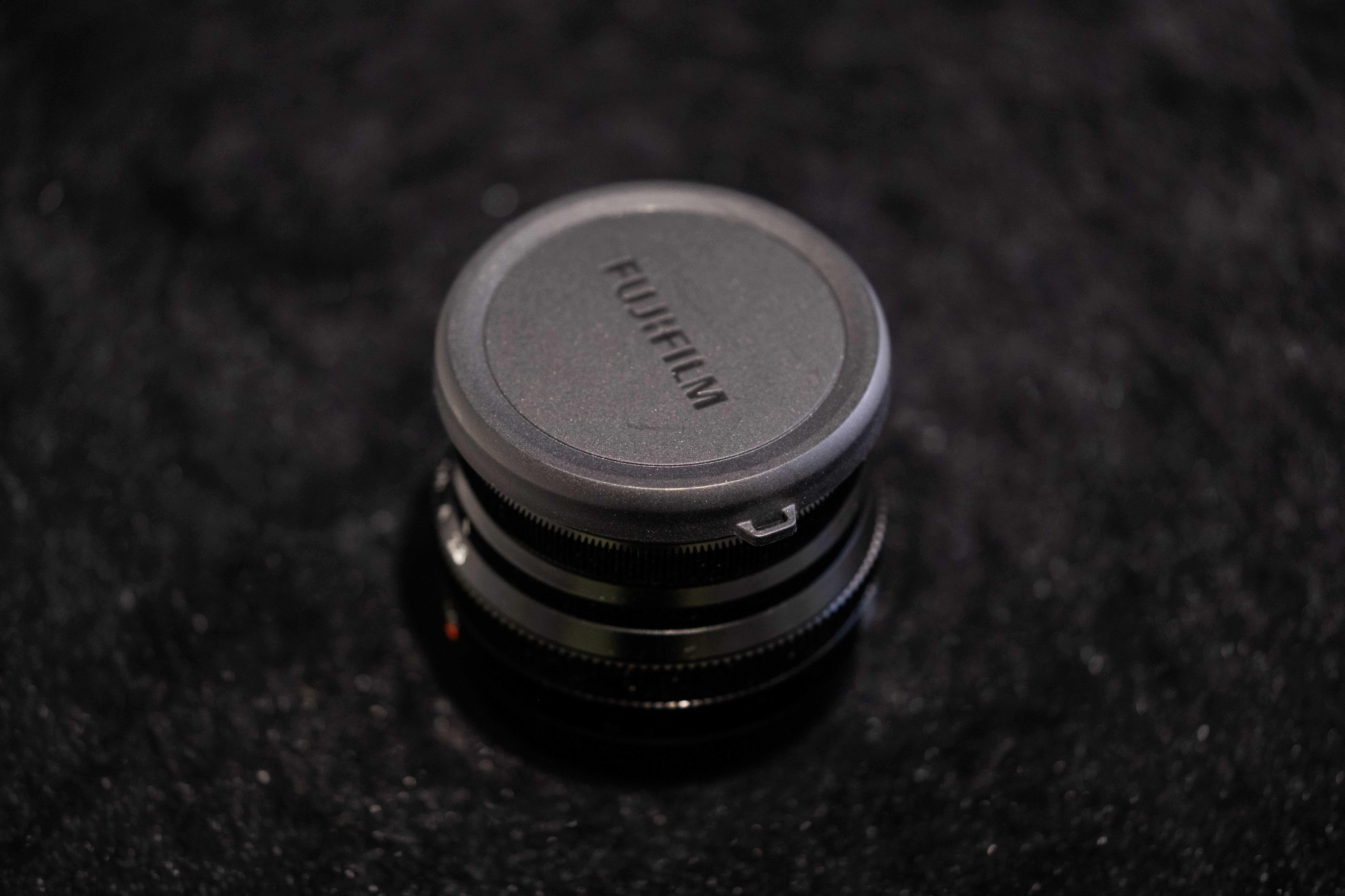 FUJIFILM XF 16mm f/2.8 R WR Lens Черный Б/У