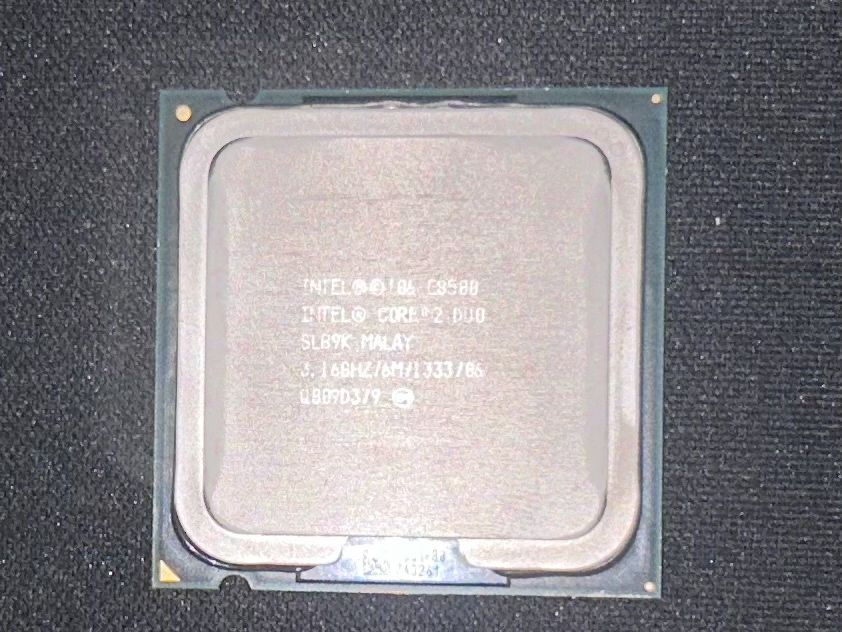 Процессоры Intel Pentium E5700, Intel Core E8500 Duo (3.16 Ghz)