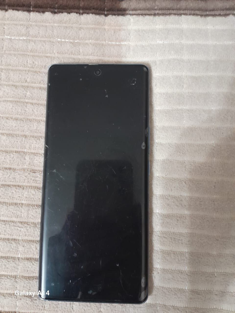 Айфон Vivo v29 в хорошем состоянии