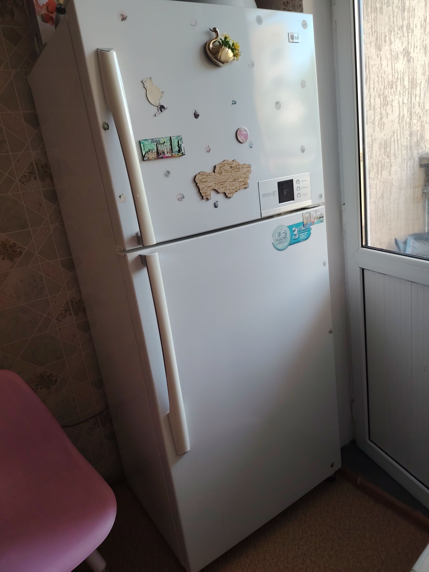 Продам холодильник LG