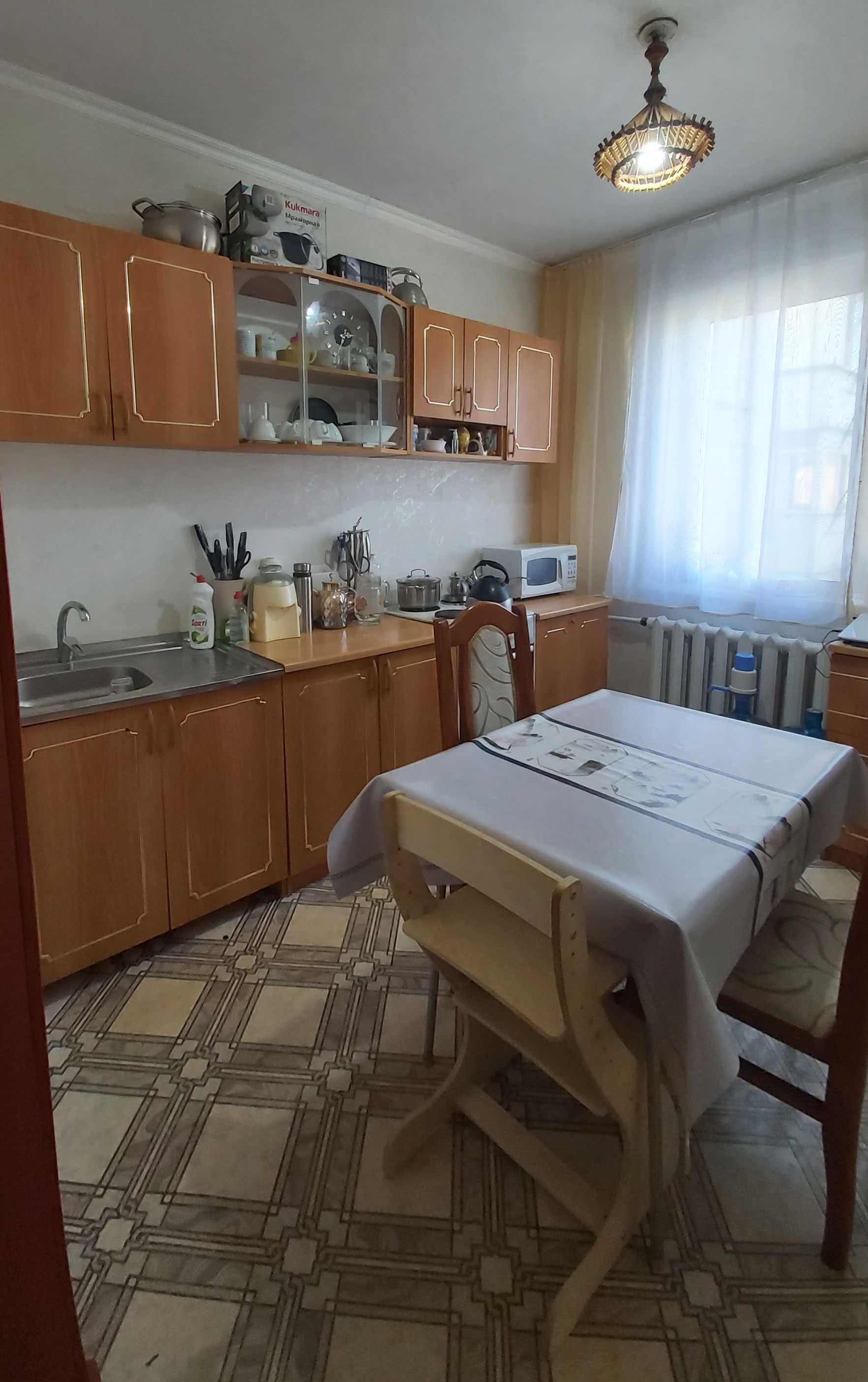 Продам 3-х комн. квартиру улучшенной планировки по пр.Шахтёров