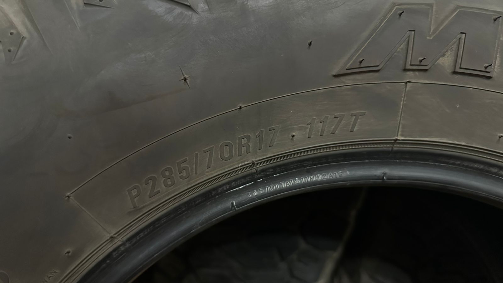 Maxxis Razr AT свежая
