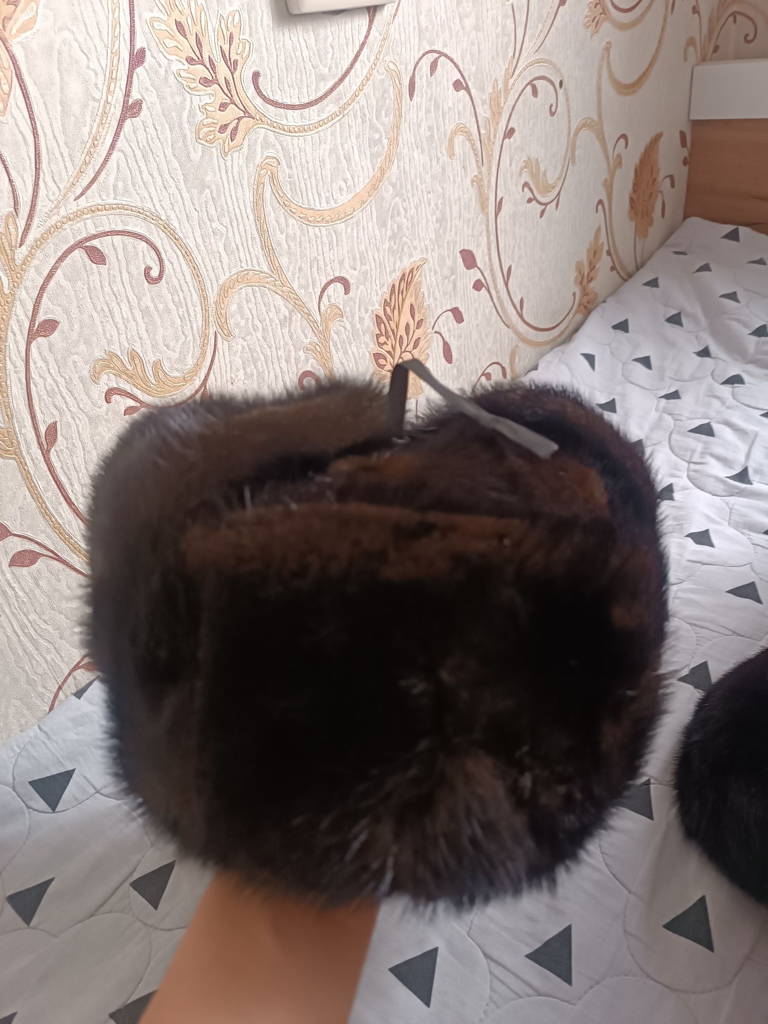 Продам норковую шапку