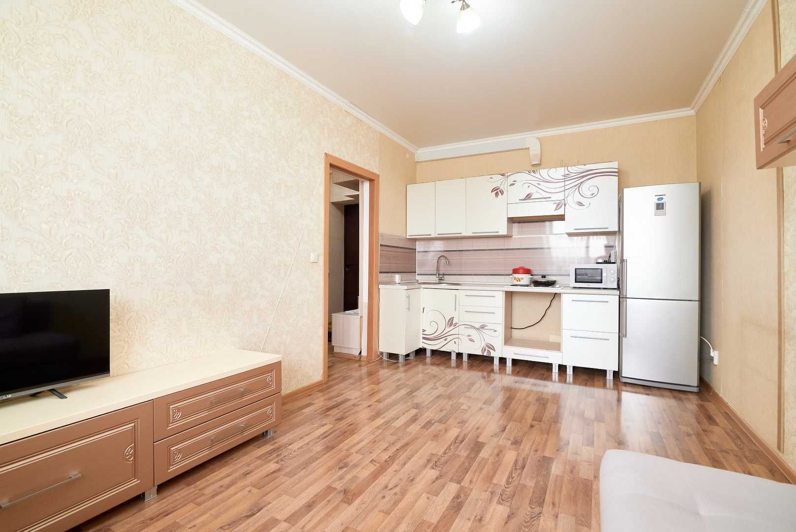 В продаже 2 ком студия в центре левого берега