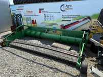 подборщик John Deere 615P