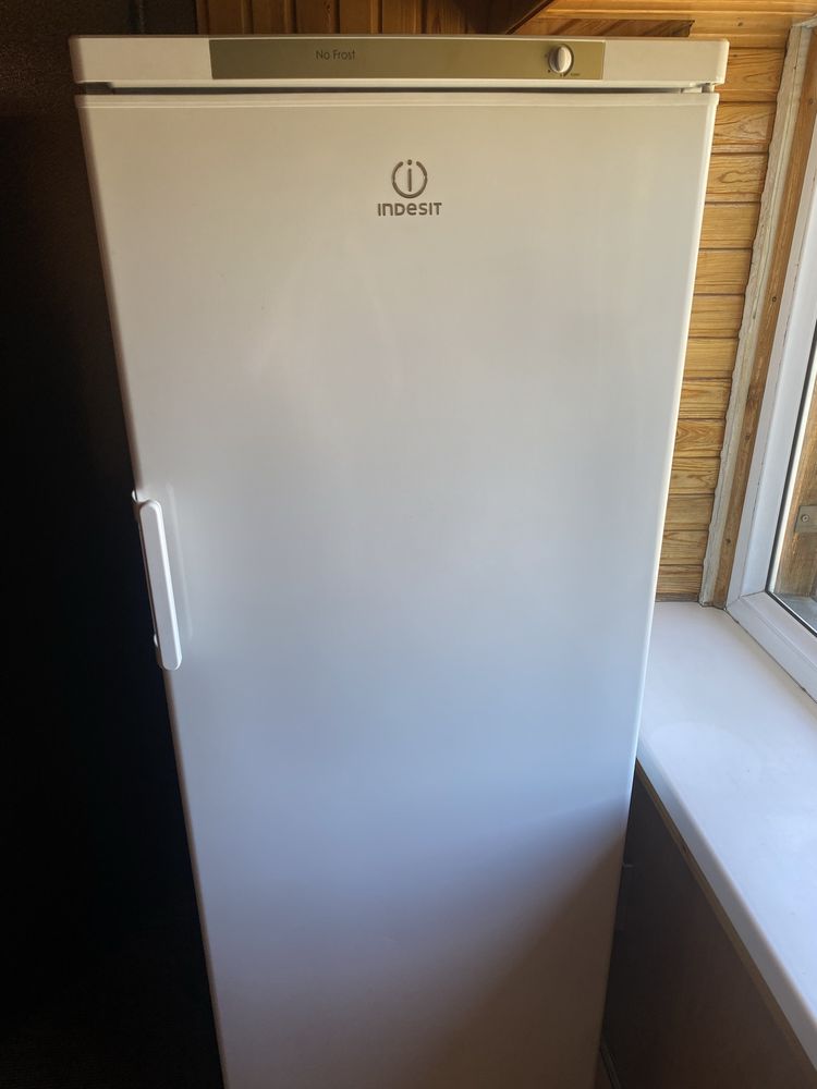 Морозильная камера indesit