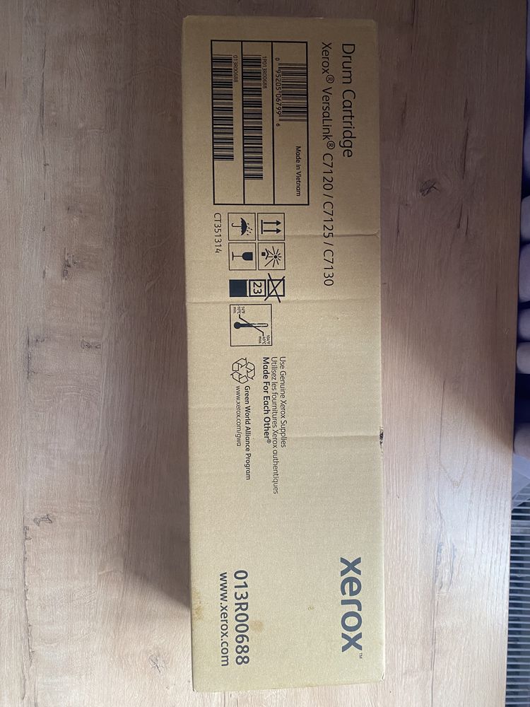Продам сровно новый фотобарабан Xerox Versalink