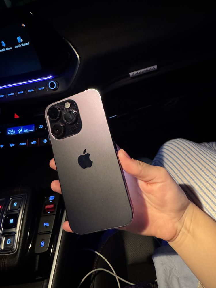 Apple 14 про !!!