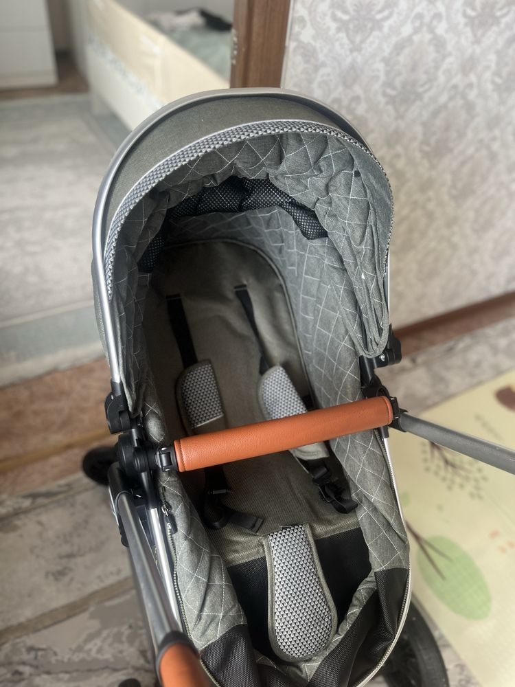 Продам детскую коляску
