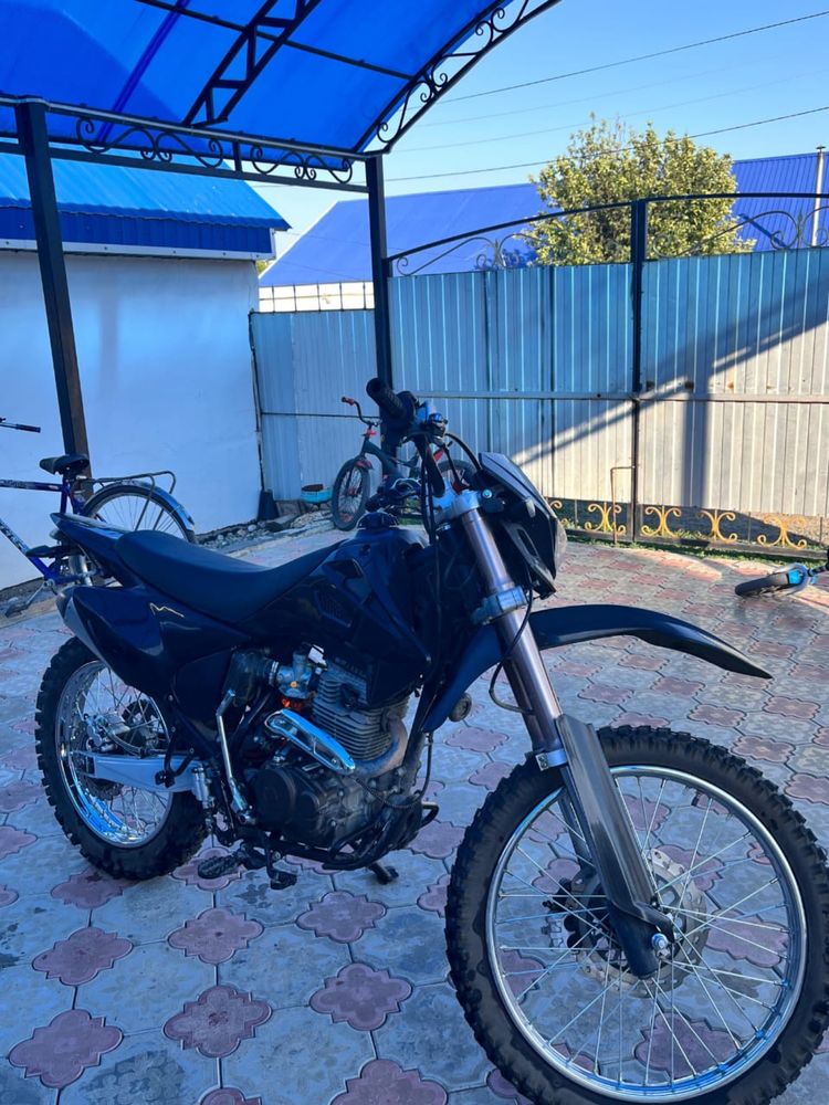 продам эндуро 250куб