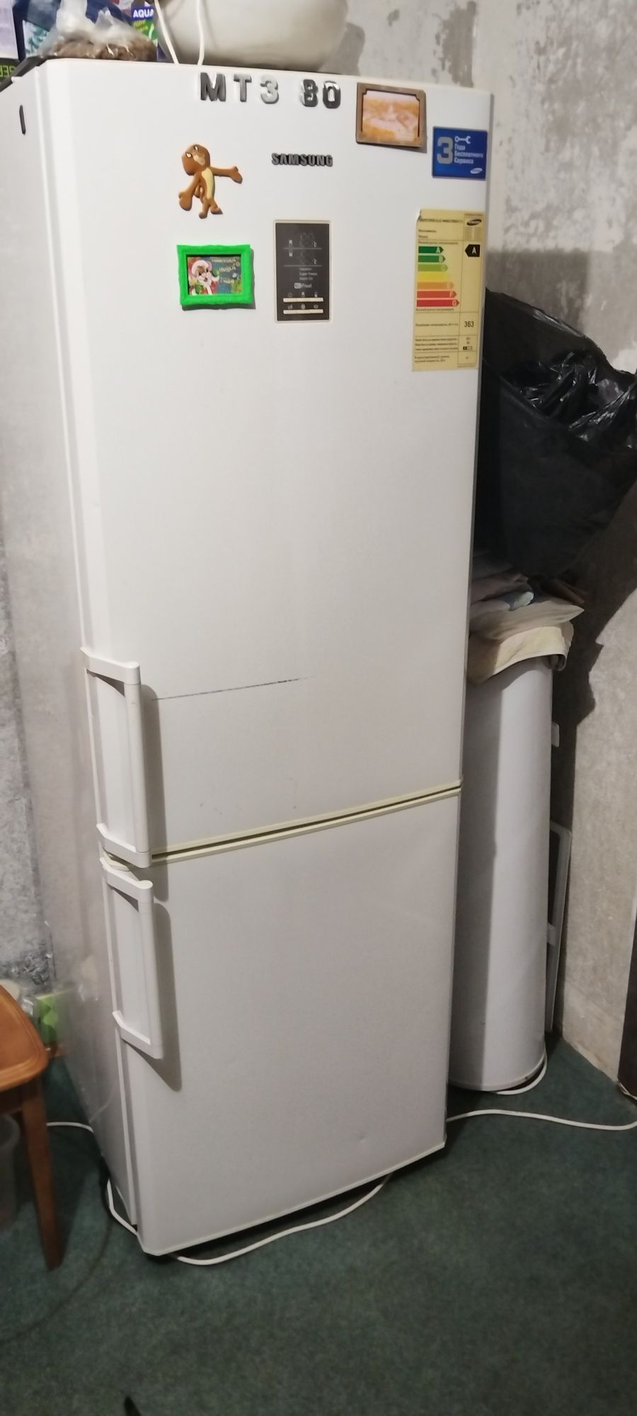 Продам холодильник
