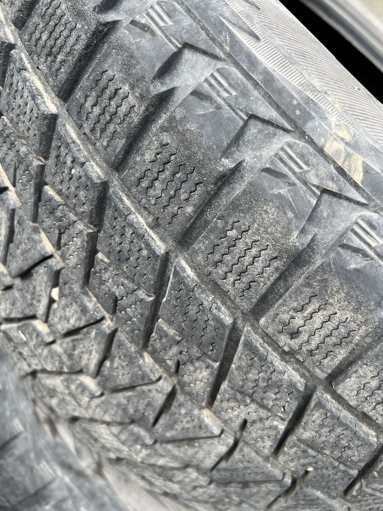 Bridgestone 285 50 R20