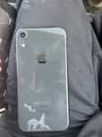 iPhone XR 64 ГБ – Б/у, в хорошем состоянии