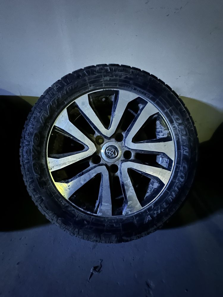 Оригинальный Диски и шины Toyota Land Cruiser 200 R20