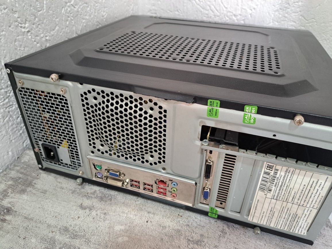 Продам мощный офисный системный блок (i7)
