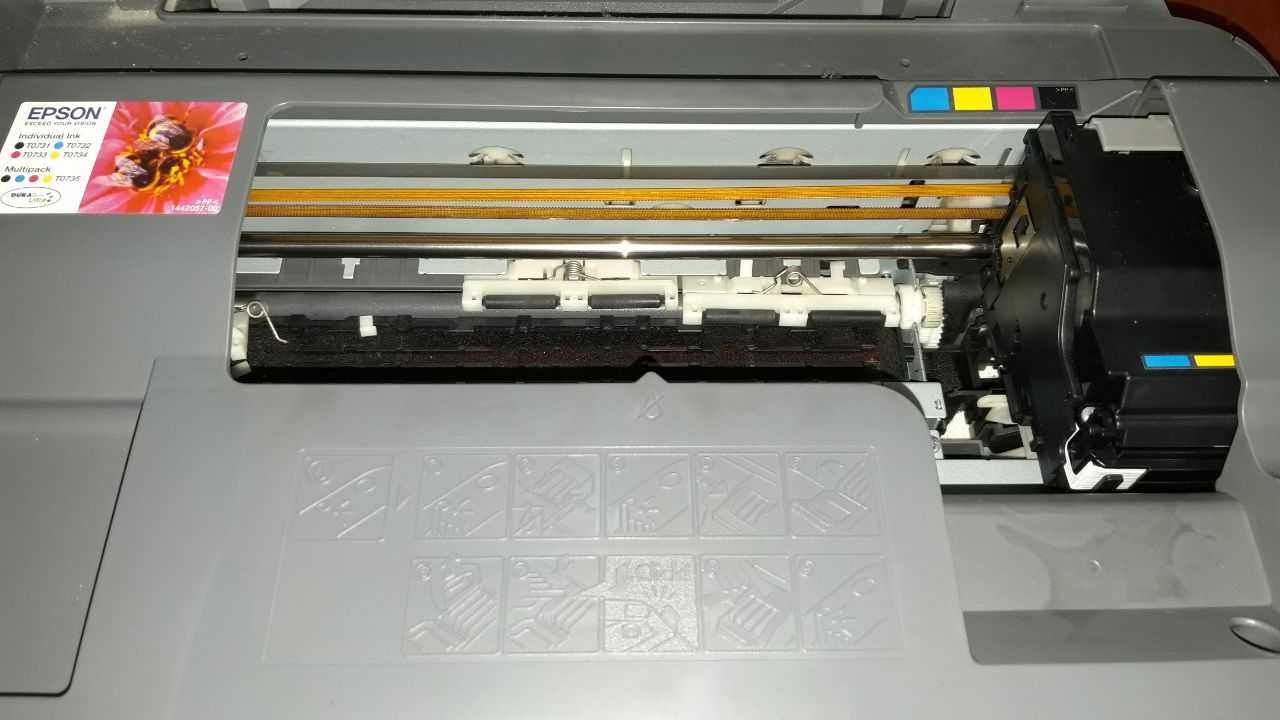 Принтер, сканер, ксерокс Epson Stylus CX3900