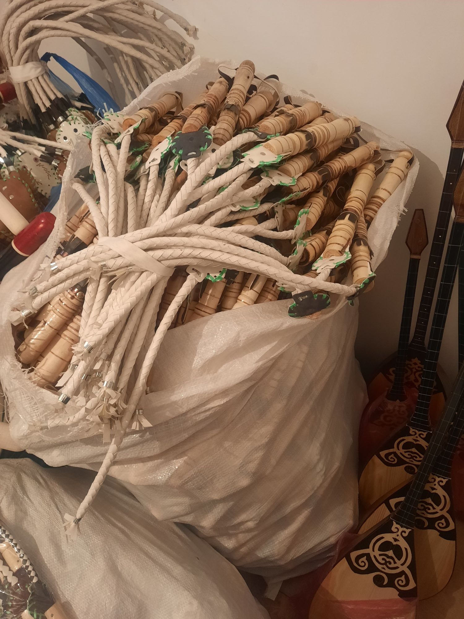 Продам камшы сувенирный