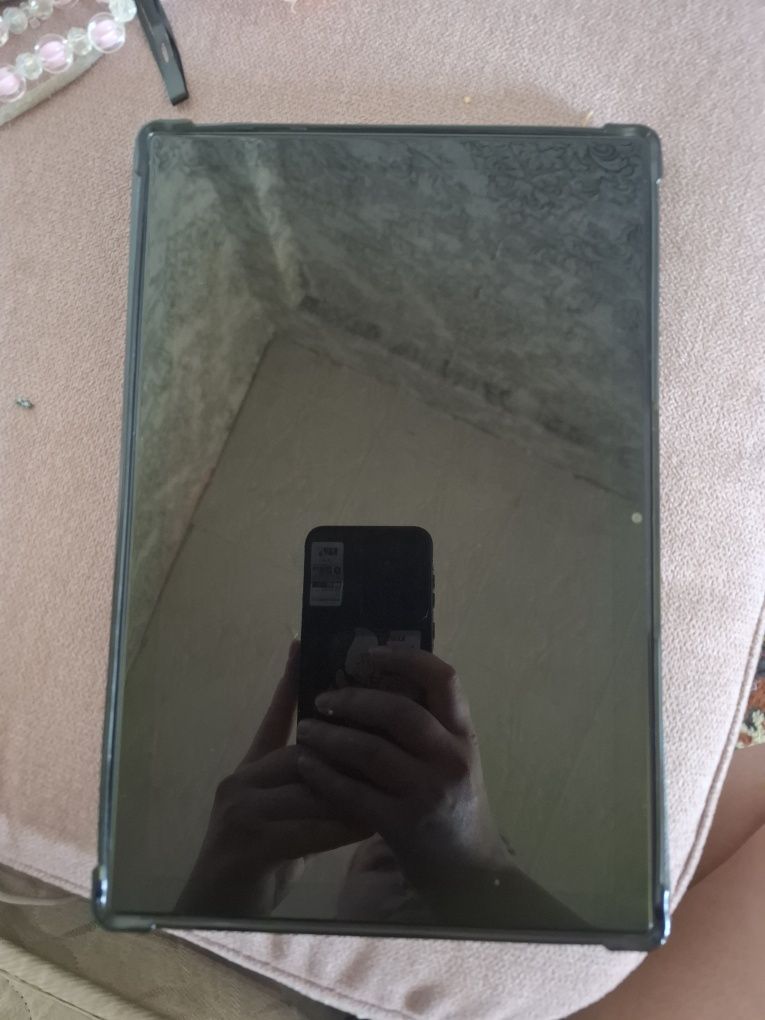 Продам  планшет .