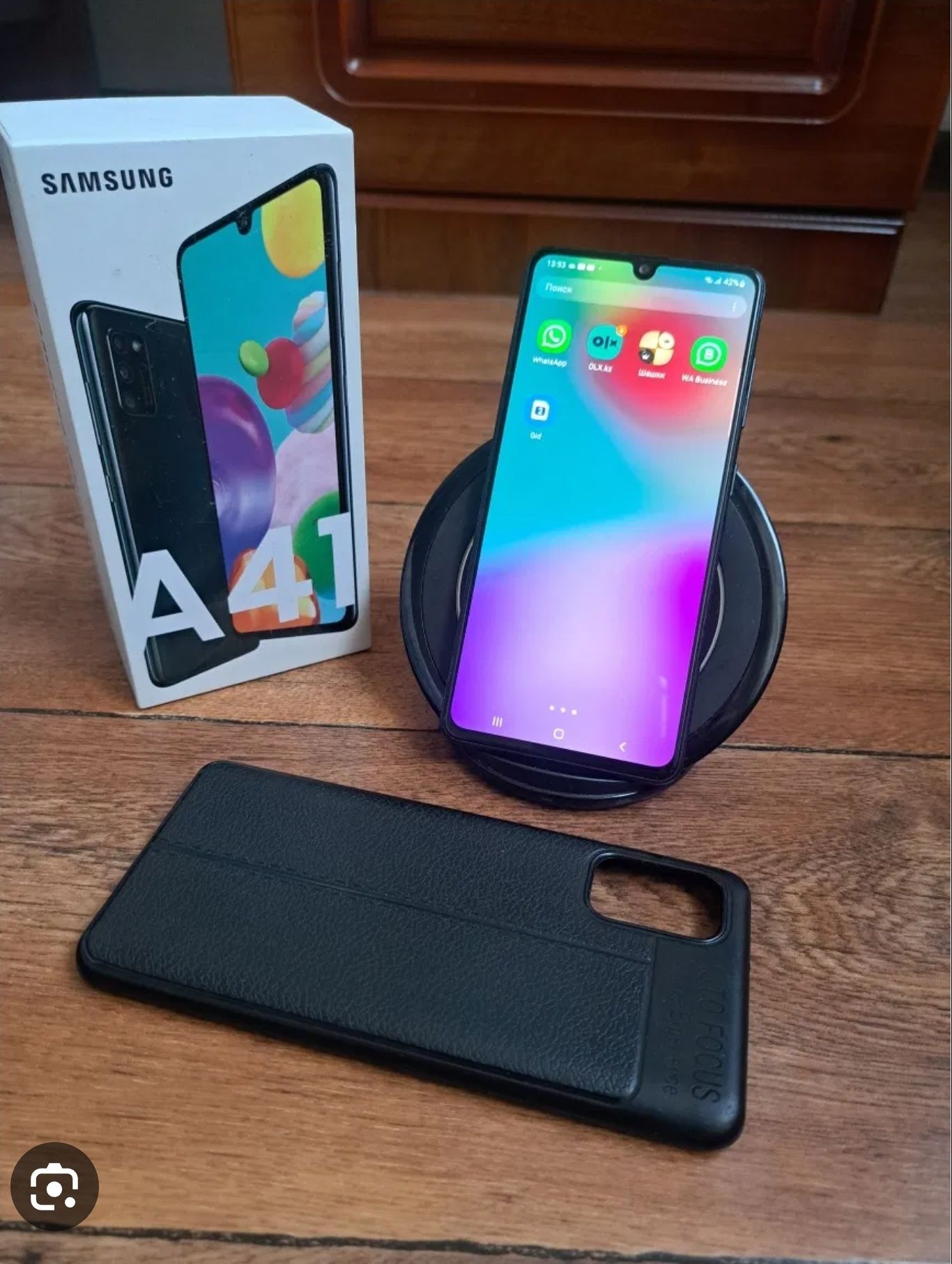Samsung A41 телефон отличное состояние ТОРГ red телефон