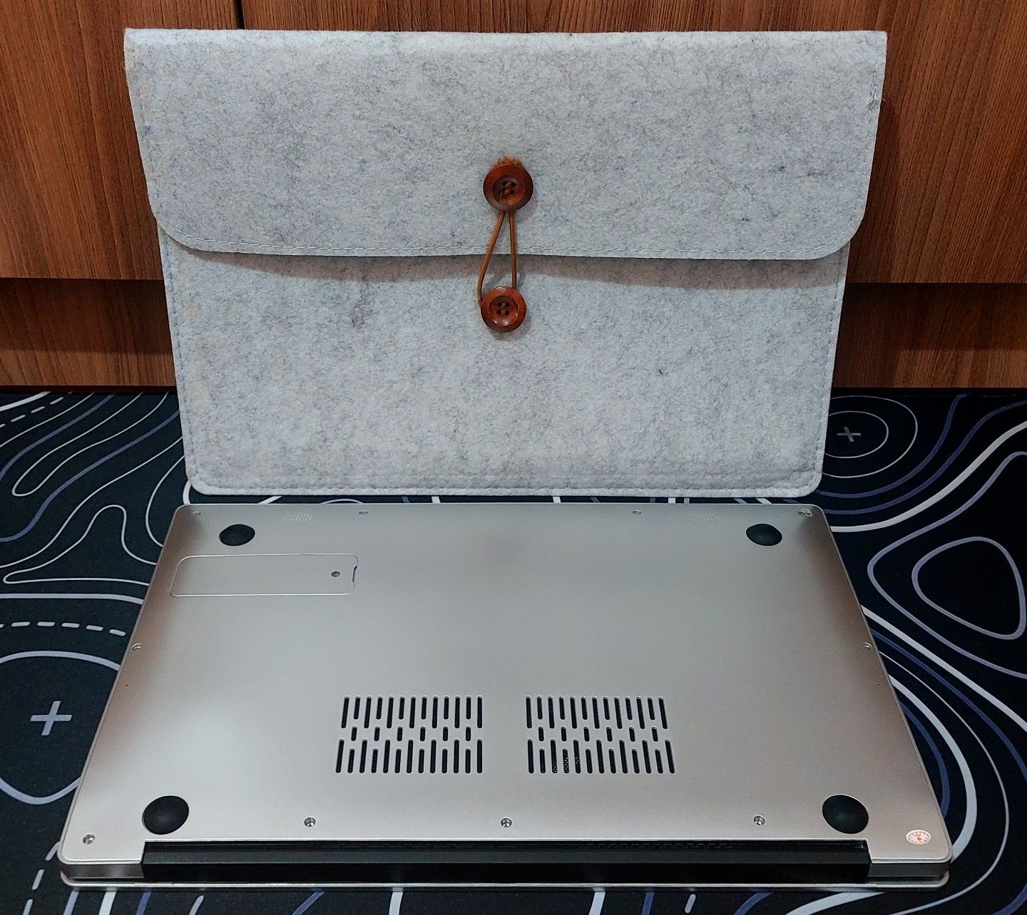 Ультрабук Intel R silver ssd 256, ozu6!