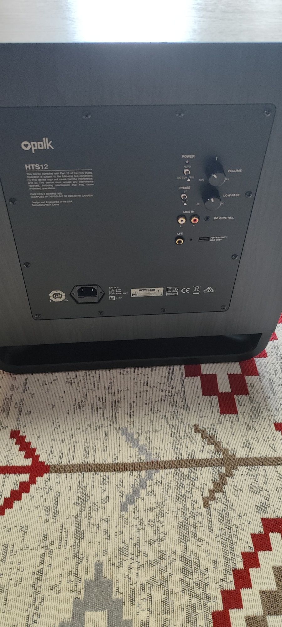 Активный сабвуфер Polk Audio HTS SUB 12