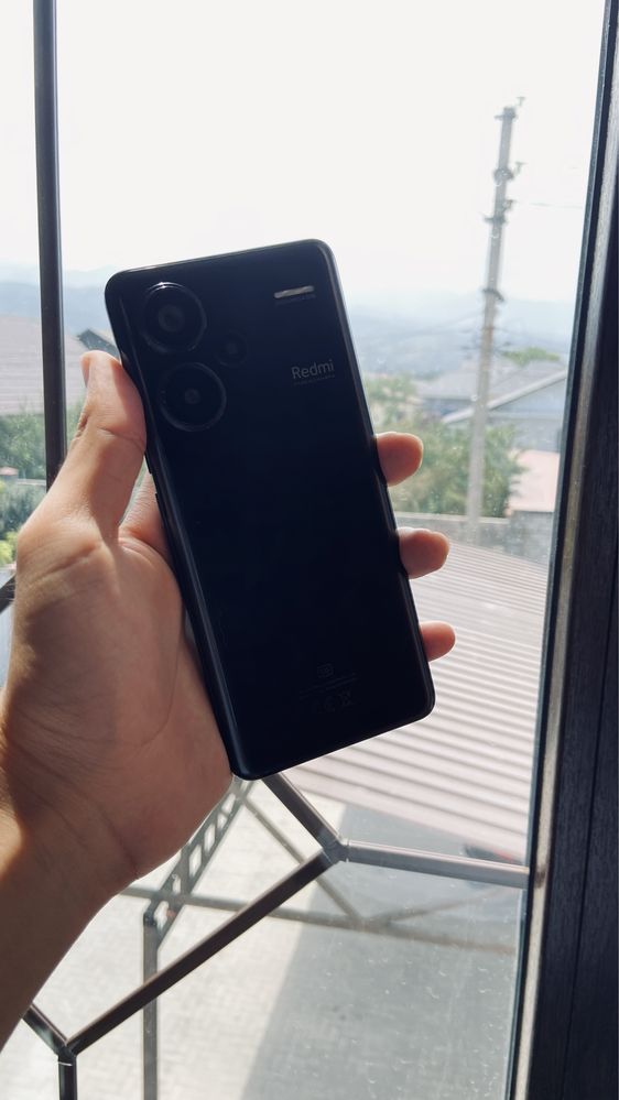 Xiaomi Redmi note 13 pro plus