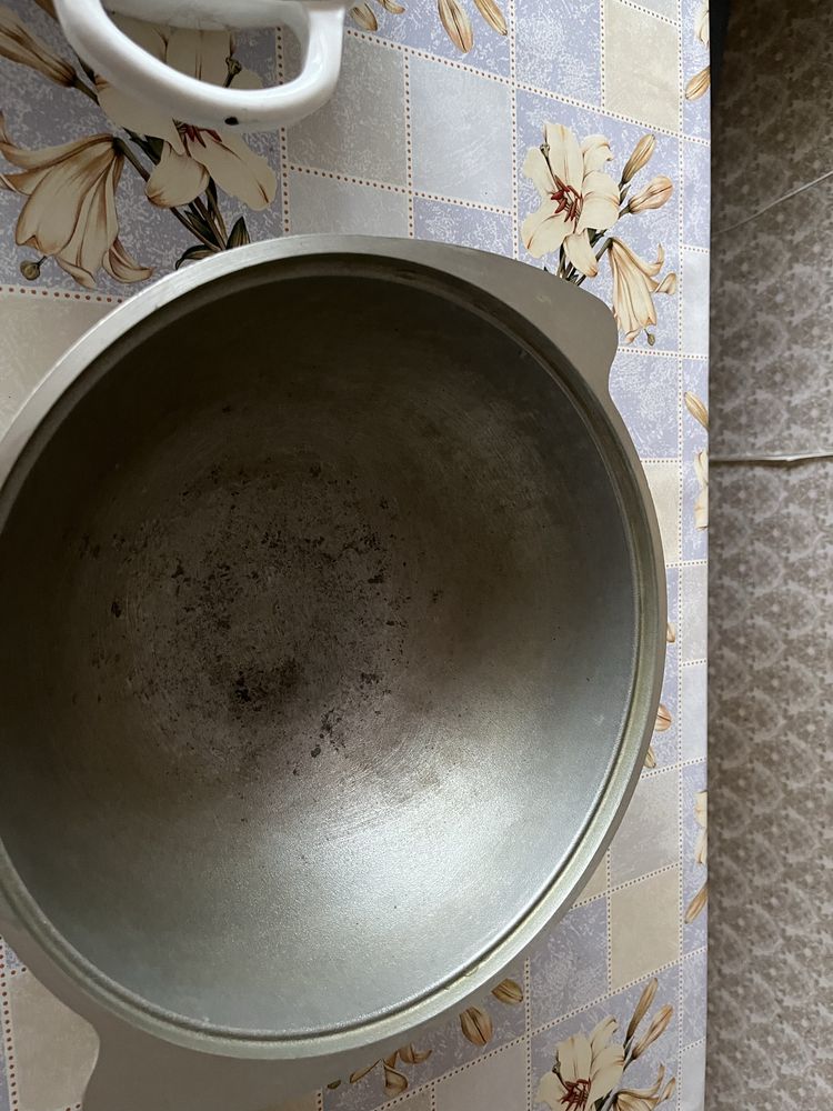 Продам казаны срочно!
