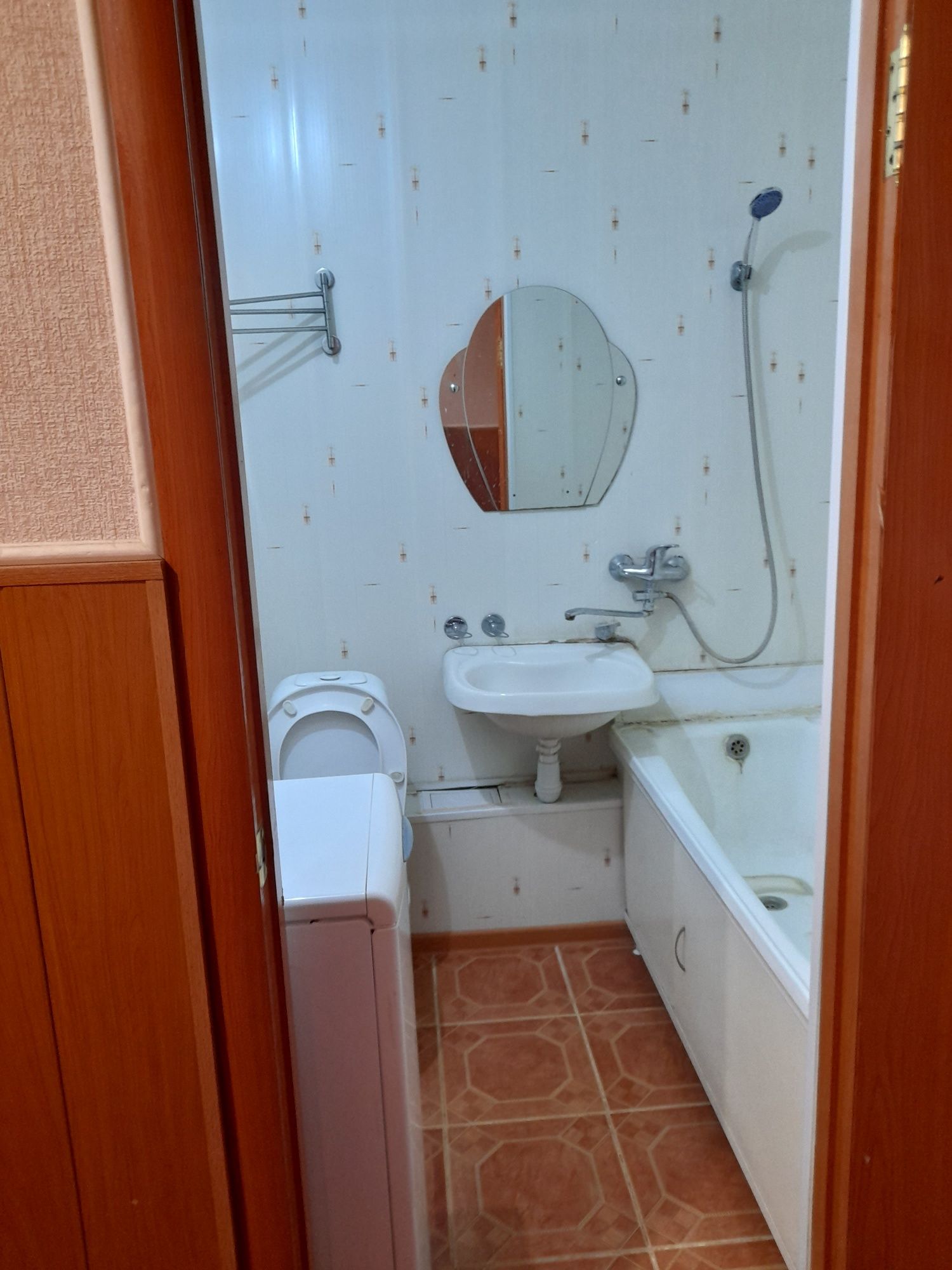 Аренда  1ком кв по часам ,по сутоАренда 1 к кв Почасам, Посуточно в ц
