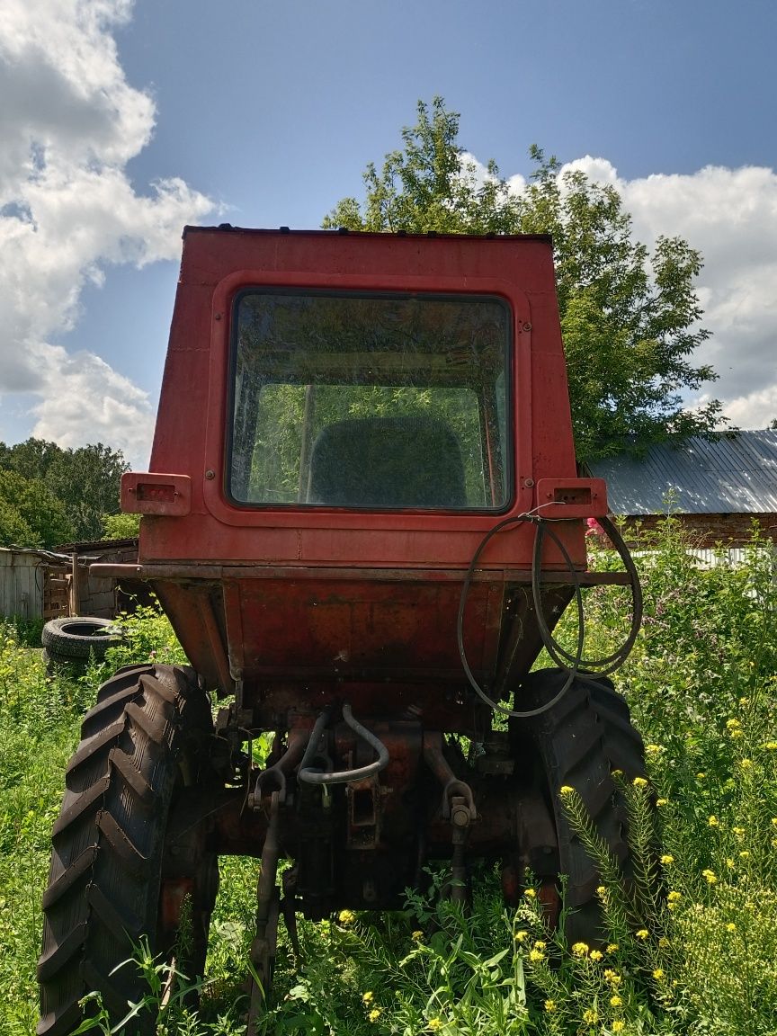 Продам трактор Т25