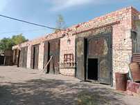 Сдам гаражные боксы 220 кв