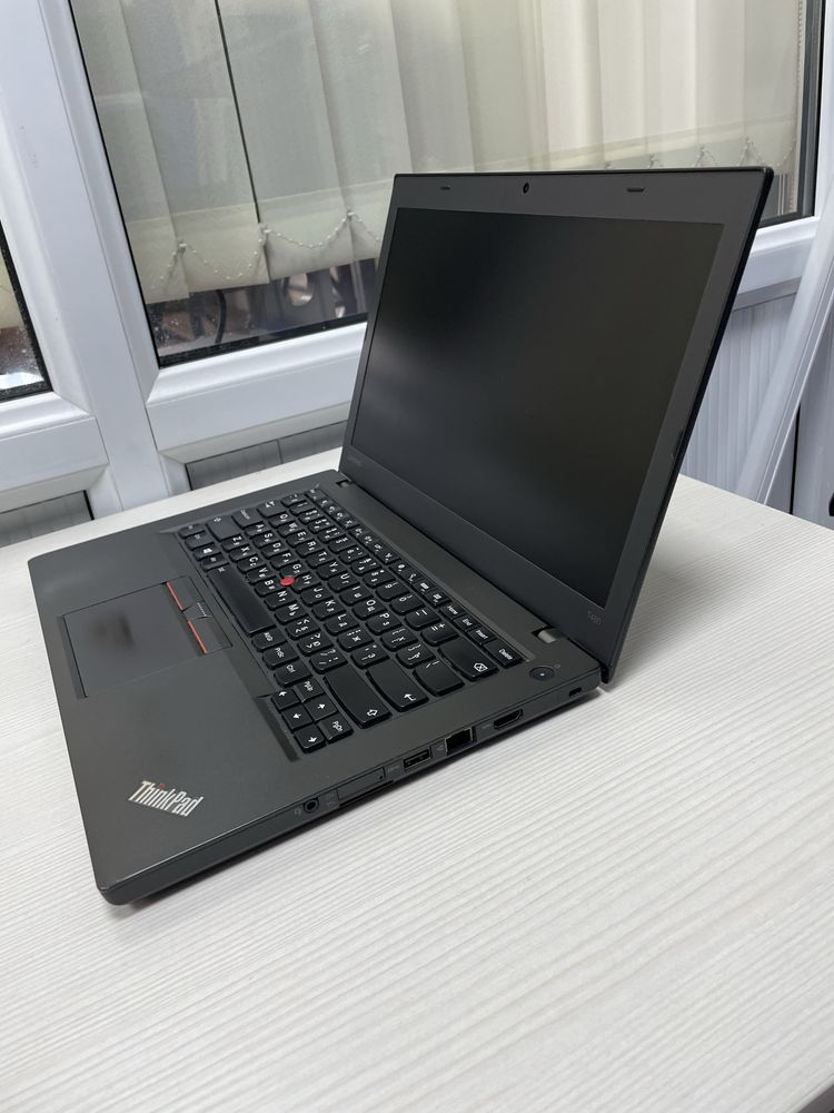 Lenovo ThinkPad Core i5-6th ОЗУ 8gb SSD 256gb мощный легкий ноутбук