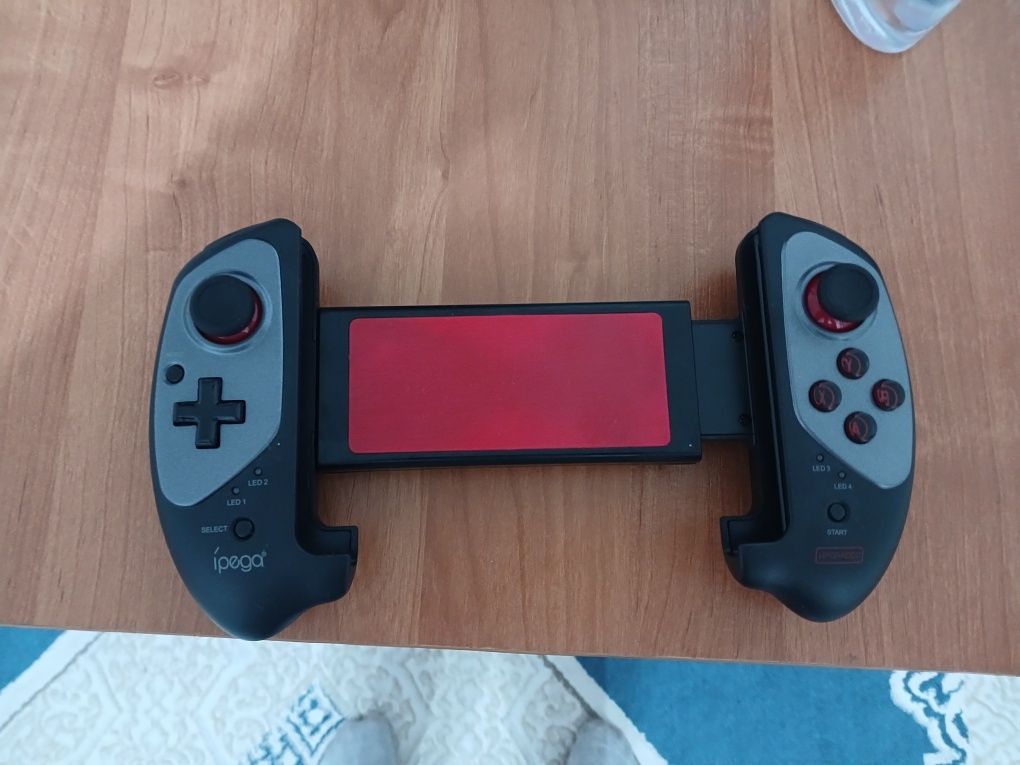 Продаю игровой джойстик для стрелялок