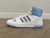 Adidas turnaround mid w
