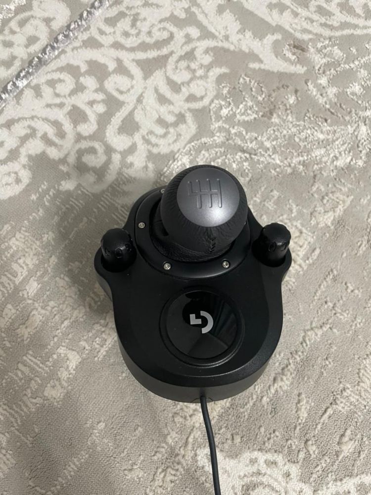 Игровой контроллер Logitech G29 Driving Force Racing Wheel черный