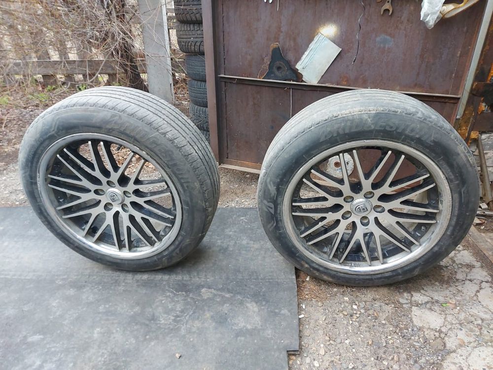 Продам летние шины 235/55/R20
