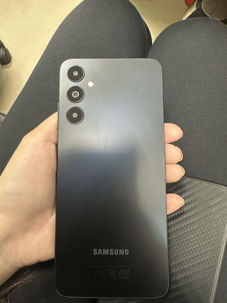 Продам самсунг galaxy А05s, 128гб,в хорошем состоянии.