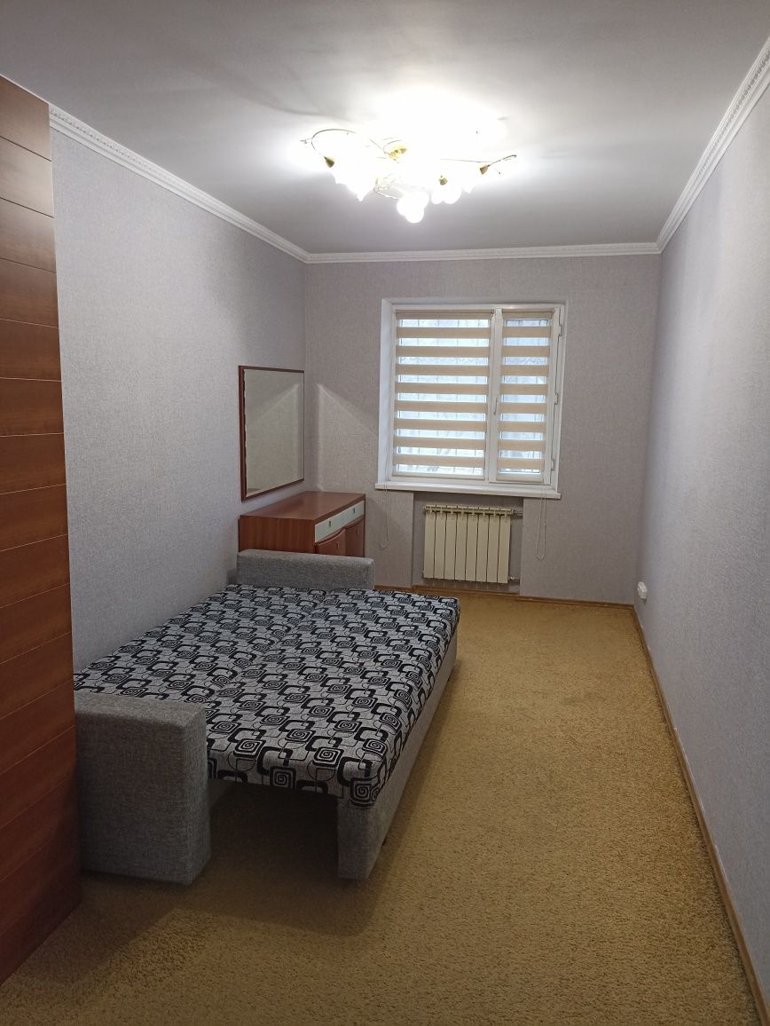 Продается 3-комнатная квартира в Медеуском районе, мкр. Алатау (ИЯФ)