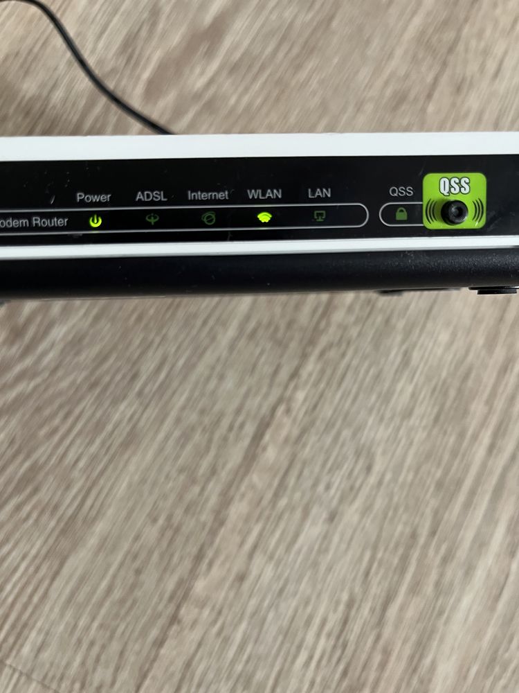 Беспроводной маршрутизатор TP-LINK (TD-W8151N)
