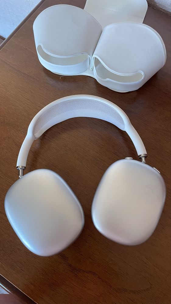 Продам airpods max