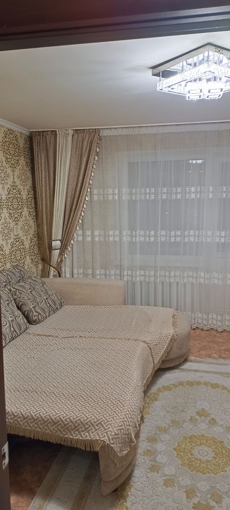 Сдам прсуточно по часам 1 комнатную квартиру  Новостройка