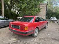 Audi  -  100  C4
